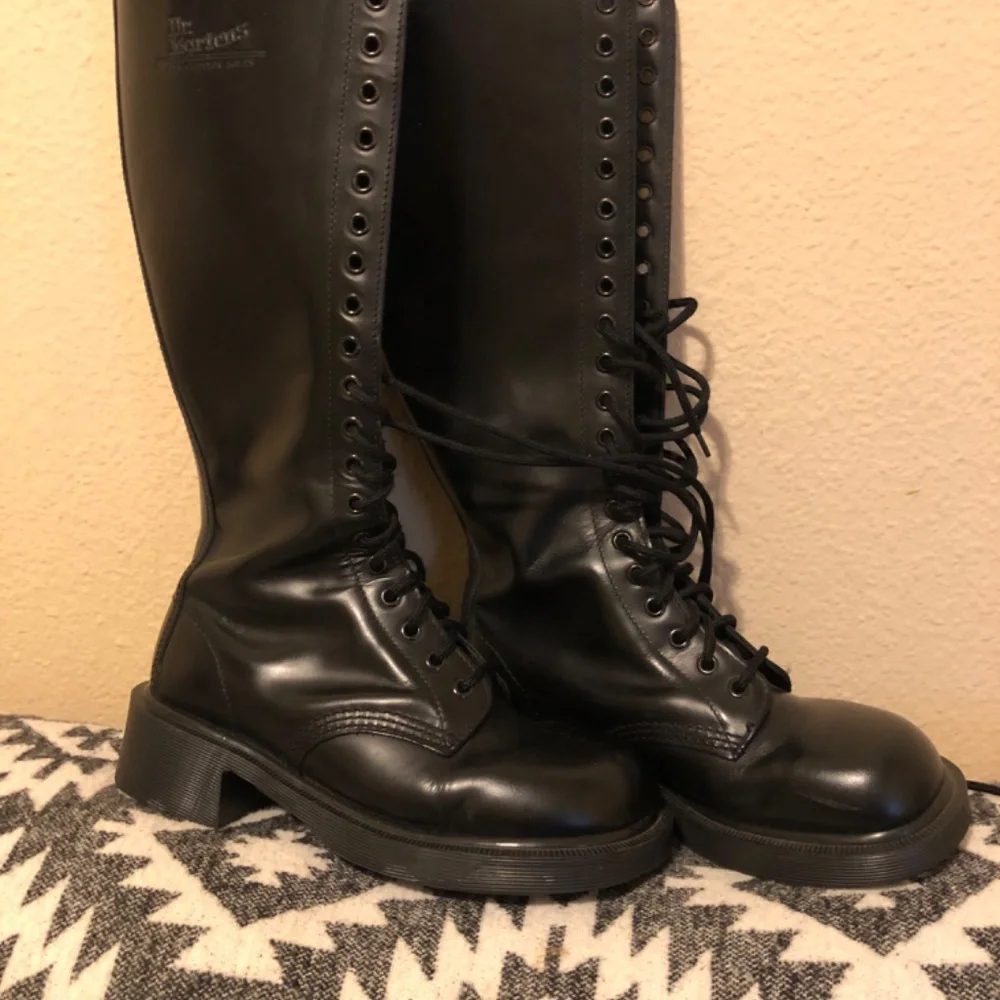 Rare Vintage 1420/92 Dr Martens Boots - Picture 11 of 11
